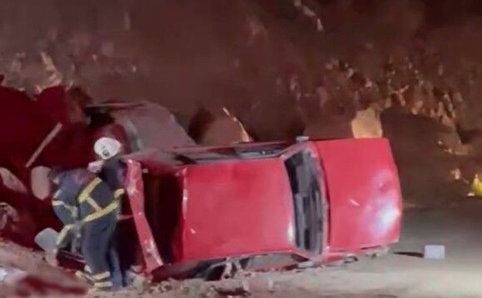 Gaziantep'te feci kaza! Karşıdan gelen araca yol vermek isterken 200 metrelik uçuruma yuvarlandı