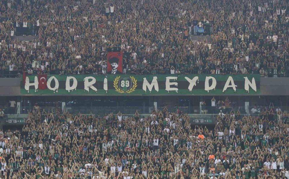 Kocaelispor-Amedspor maçı sonrası 5 taraftara gözaltı!