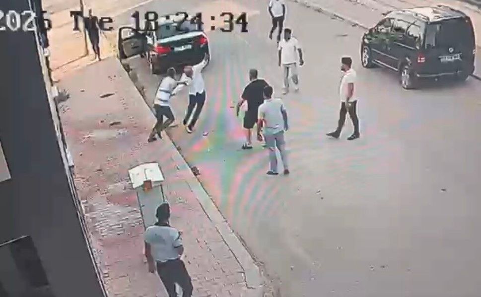 Gaziantep Milletvekili Meriç'in bıçaklanma anı kamerada