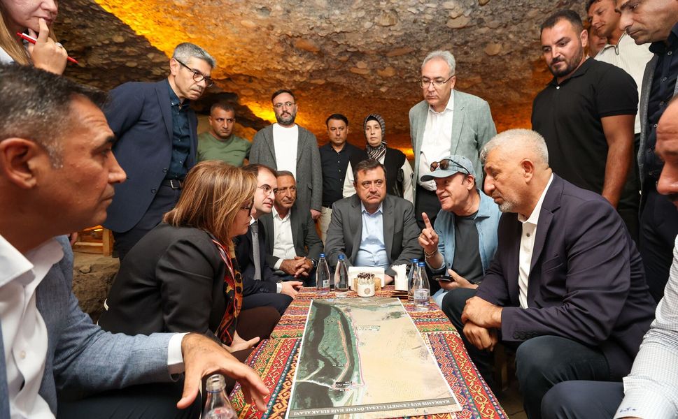 Şahin, Karkamış Kuş Cenneti’nde son hazırlıkları inceledi