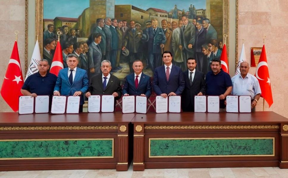 Şehitkamil'e 2 yeni tesis için imzalar atıldı