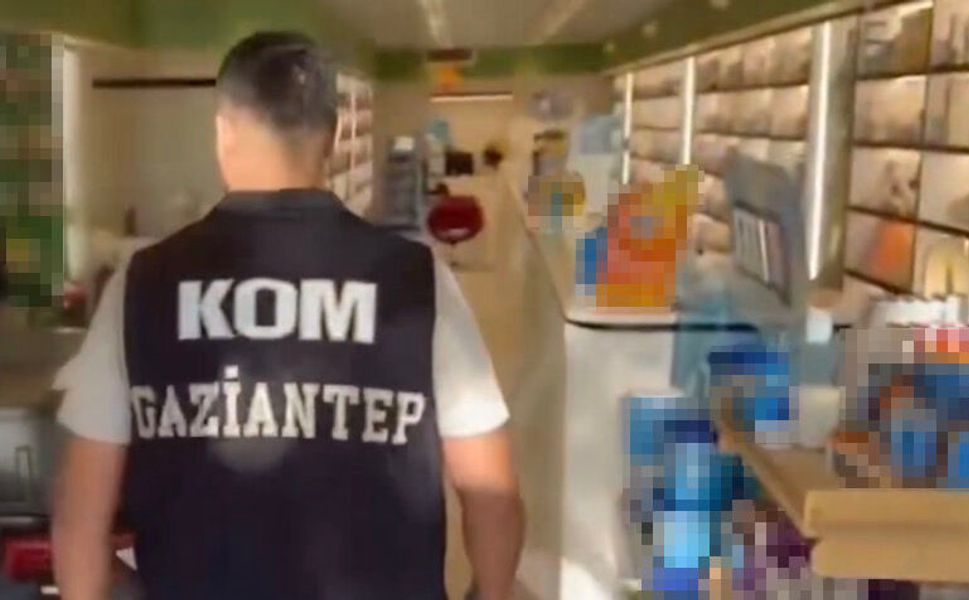 Gaziantep'te 30 milyon TL'lik usulsüz reçete operasyonu: 8 gözaltı
