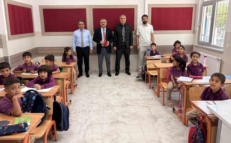 Gaziantep'te depremde yıkılan Küçüklü İlkokulu yeni binasında eğitim-öğretime başladı