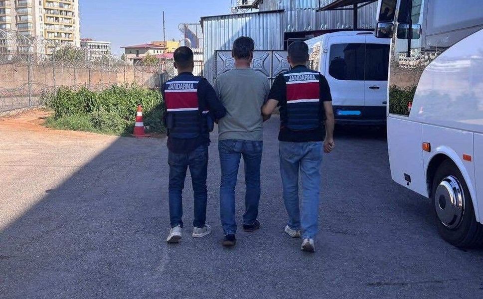 Gaziantep'te sosyal medyada müstehcen içerikli görüntüler paylaşan şahıs tutuklandı