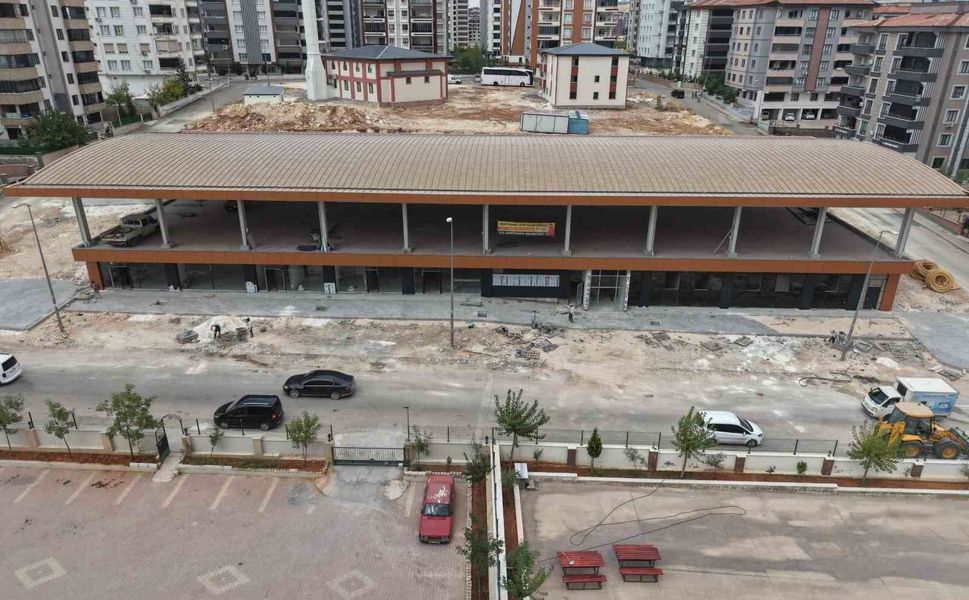 Şehitkamil'den Karacaahmet'e çok amaçlı pazar yeri