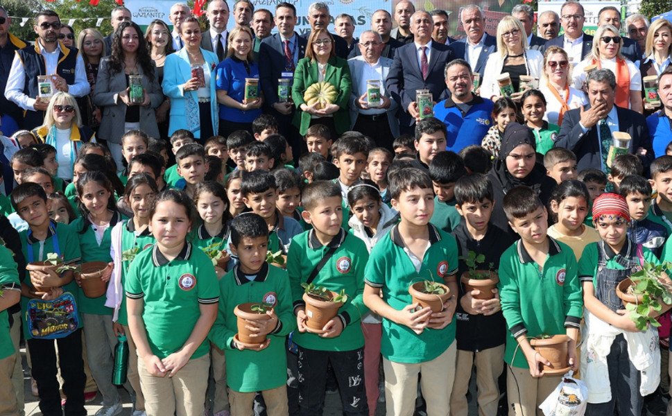 Gaziantep’te geleceğin tarımı ata tohumlarıyla filizleniyor!