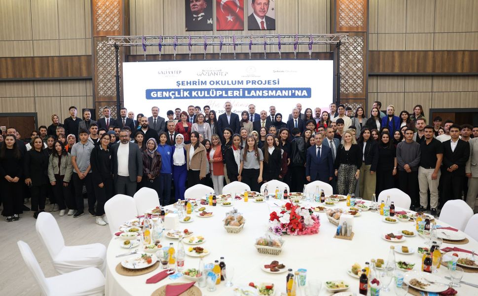 Gaziantep Büyükşehir’den gençlerin fikirlerini projeye dönüştürecek eğitim modeli