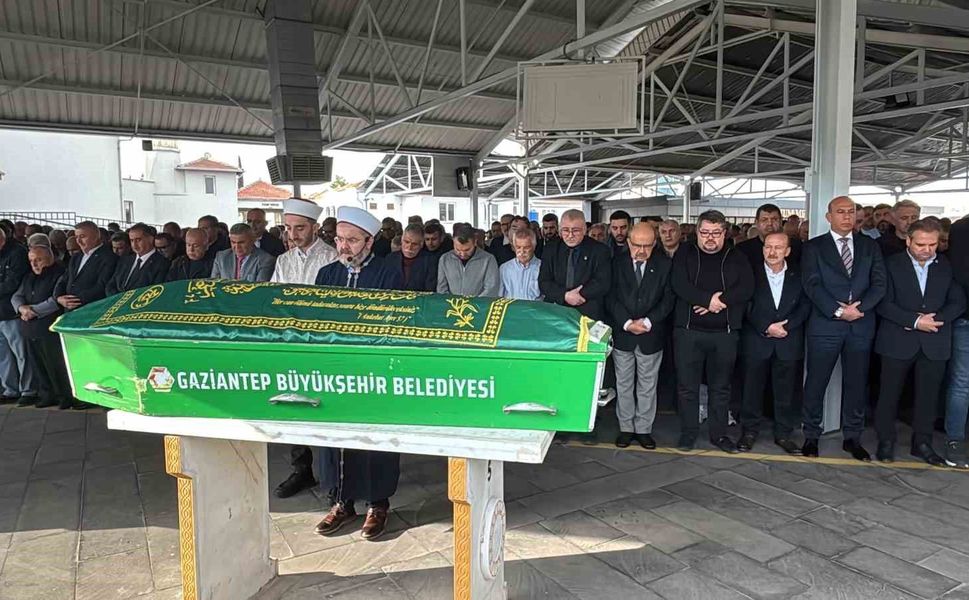 Gazeteci Kenan Yücel son yolculuğuna uğurlandı
