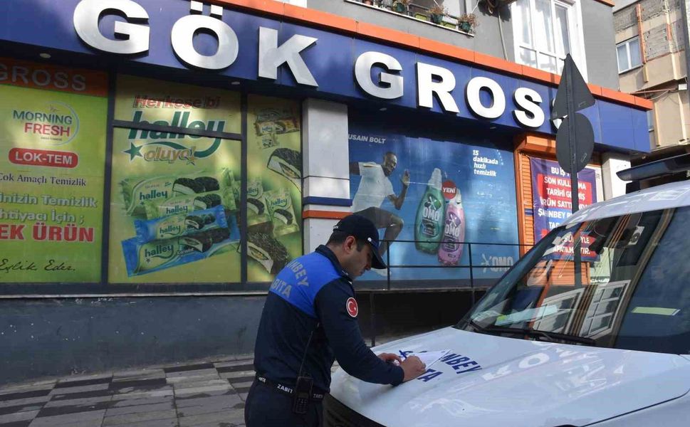 Gaziantep'te son kullanma tarihi geçmiş ürün satan 2 market kapatıldı