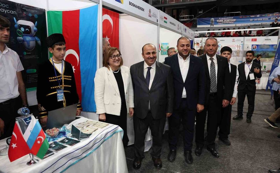 Gaziantep'te Türk dünyasının genç beyinleri bilim ve teknoloji için buluştu