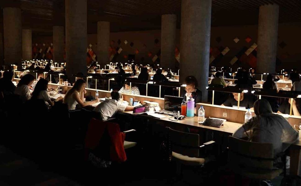 Gençler geleceğe Şehitkamil'de hazırlanıyor