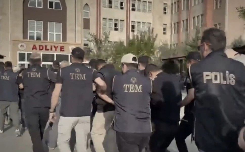 Kahramanmaraş Cumhuriyet Başsavcılığı'ndan ters kelepçe görüntülerine soruşturma
