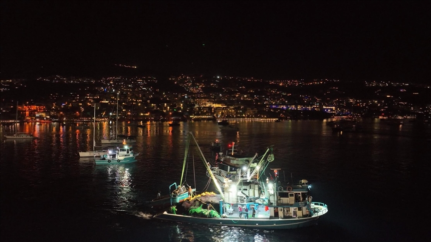 thumbs_b_c_204925a24713138bf9bf5fcbbef38bf0