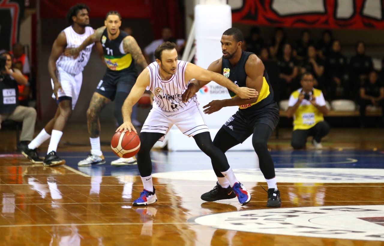aa-20221002-29050886-29050874-gaziantep-basketbol-frutti-extra-bursaspor-1664730085