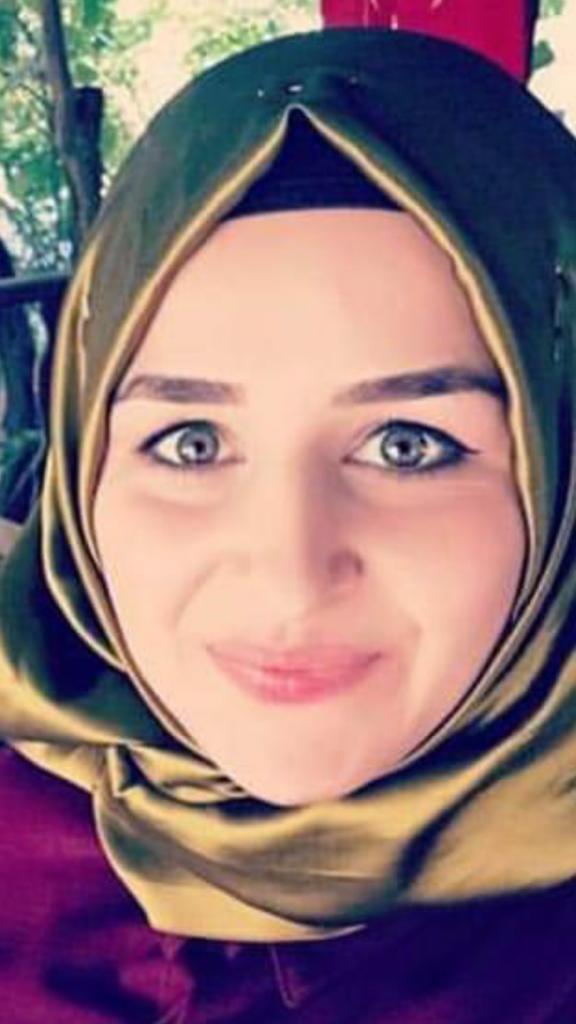 c8098ef5-318b-4b78-aee2-9da023c22c06