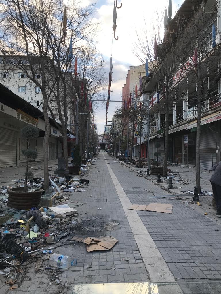 a170bf1a-b8ab-457a-af7c-11df84e5ed65