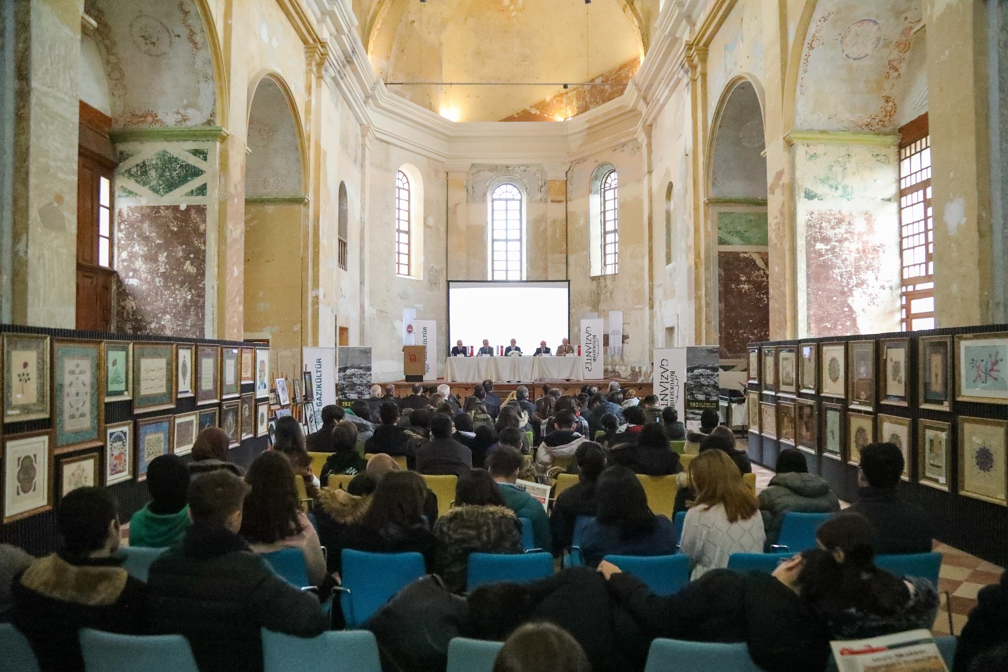 “1923’E Gi̇den Yol 1920’Den Geçi̇yor” Konulu Paneli̇n Kapanişi Yapildi (2)