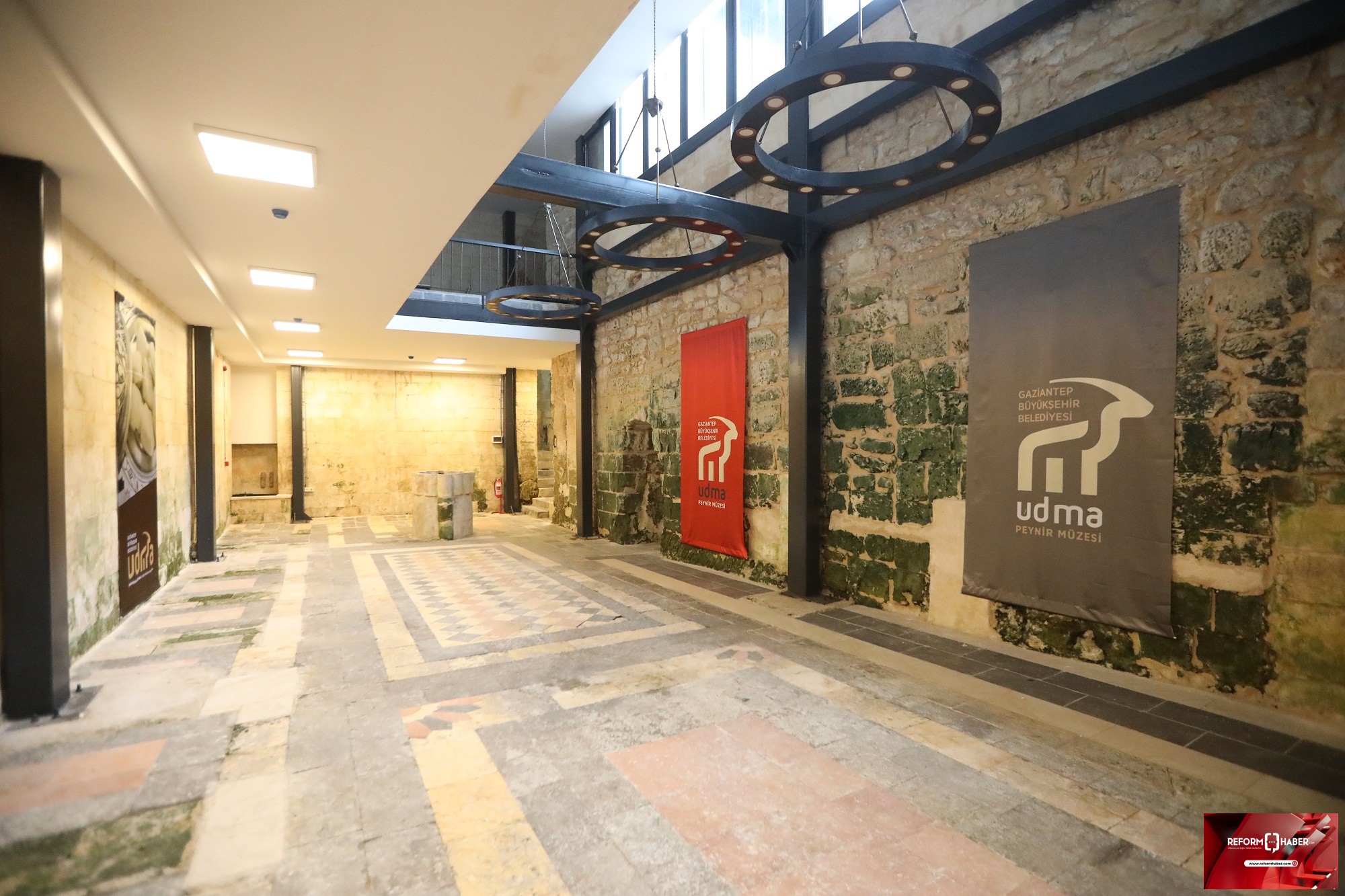 Udma 16 Ayda 31 Bi̇ni̇ Aşkin Mi̇safi̇r Ağirladi (3)