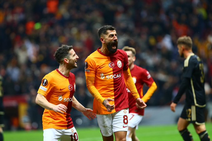 G G Zux A2 W Q A Atzs T