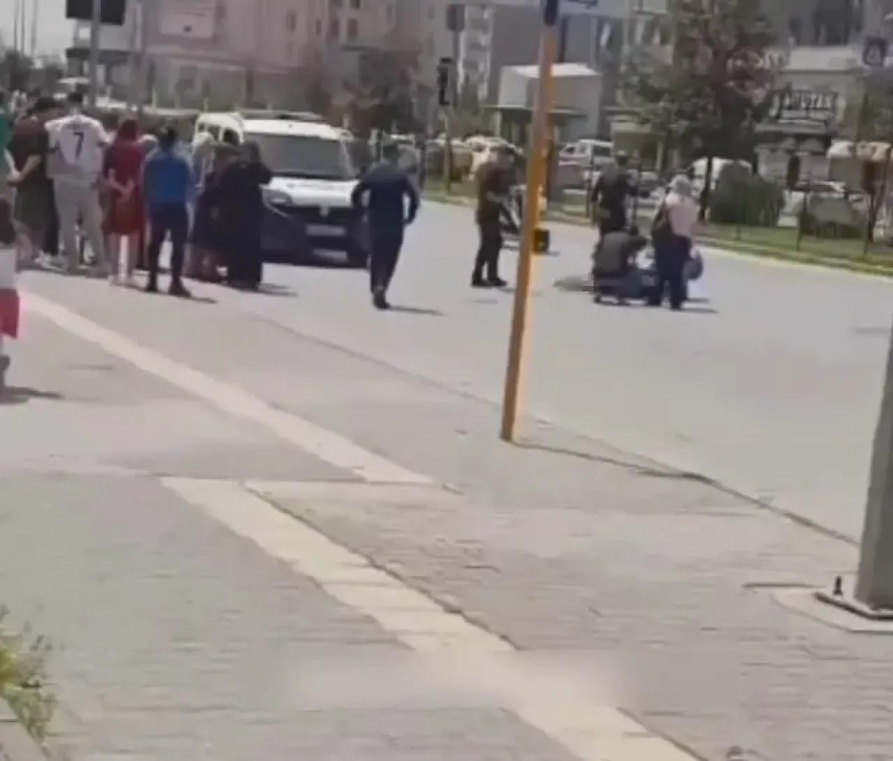 Gaziantep'te polis aracından atlayan şahıs öldü