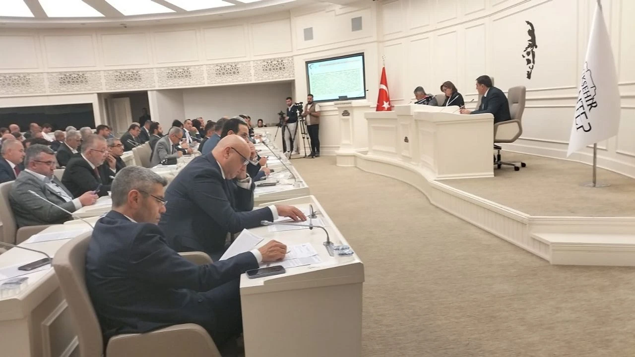 Gaziantep Büyükşehir Meclisinde Tasarruf Kararları!
