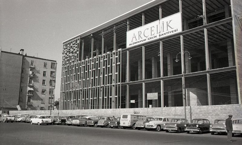 Atatürk Kültür Merkezi, Aluminium Facade, İstanbul (12966548755)