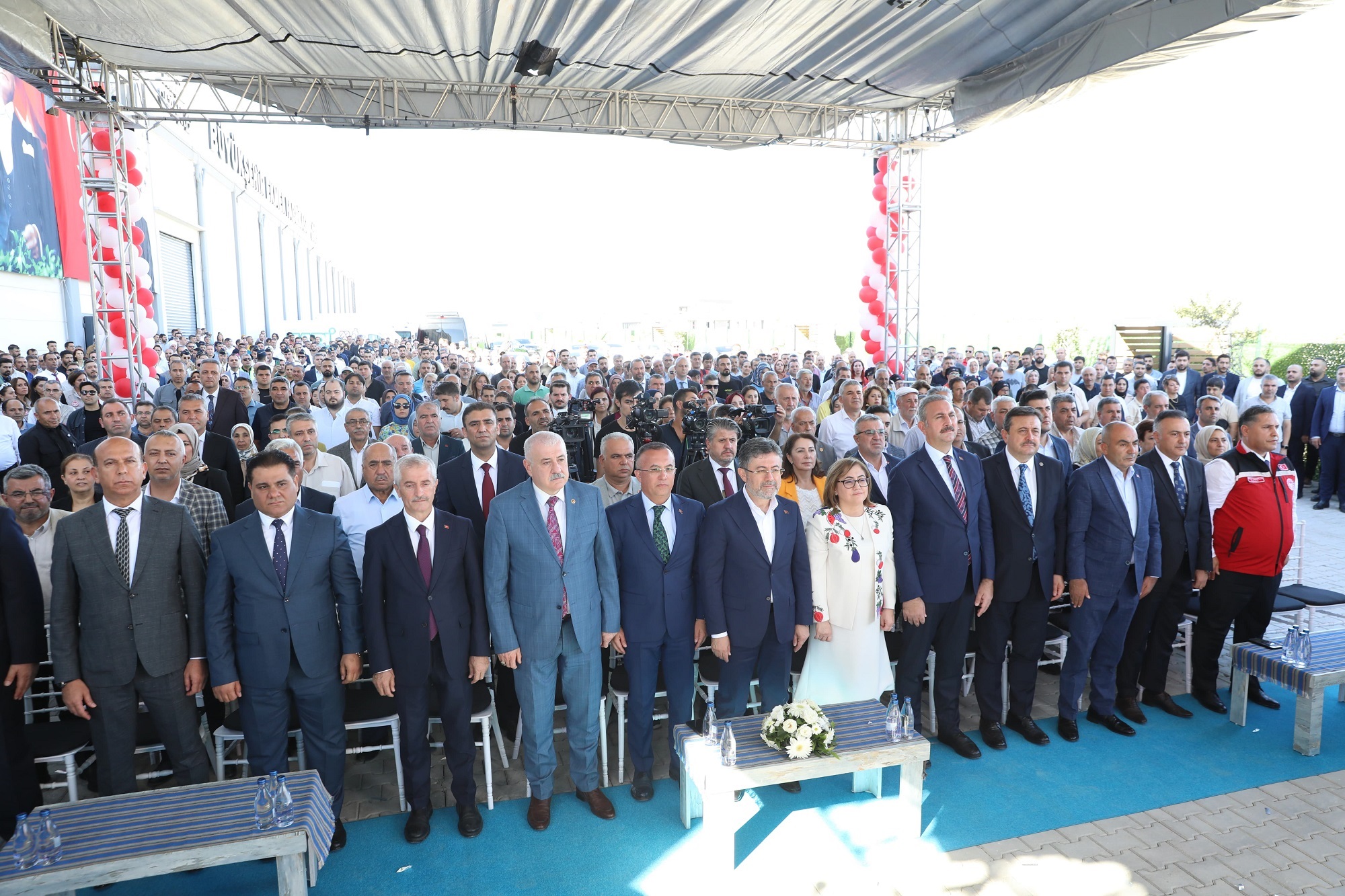 Bakan Yumakli’nin Katilimiyla Büyükşehi̇r Haydi̇ Ekmek Fabri̇kasi Açildi (6)