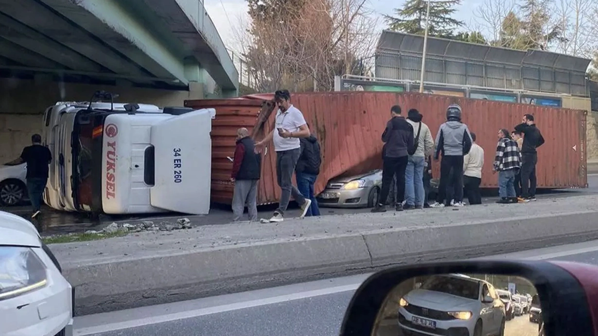 Bakirkoyde 4 Kisinin Hayatini Kaybettigi Tir Kazasi Davasinda Karar Yzd7