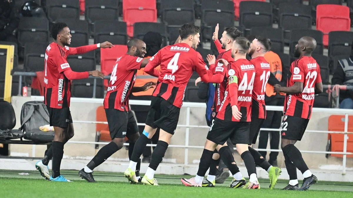 Gaziantep Fk Adana Demirsporu 1 Yenerek Galip Geldi O2 O Y Pv T W