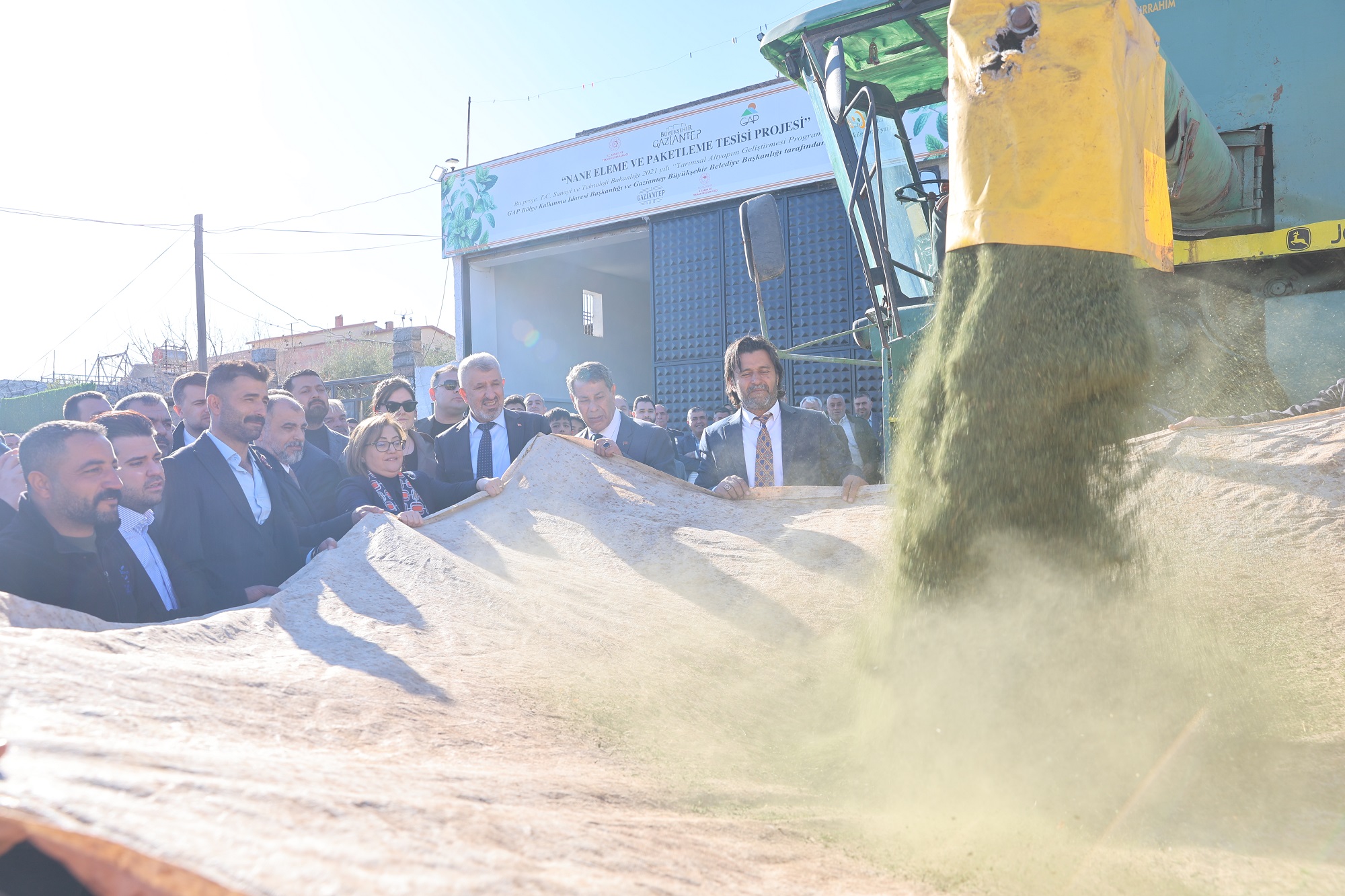 Gazi̇antep'e Yeni̇ Yatirim Nane Eleme Ve Paketleme Tesi̇si̇ni̇n Açilişi Gerçekleşti̇ (6)