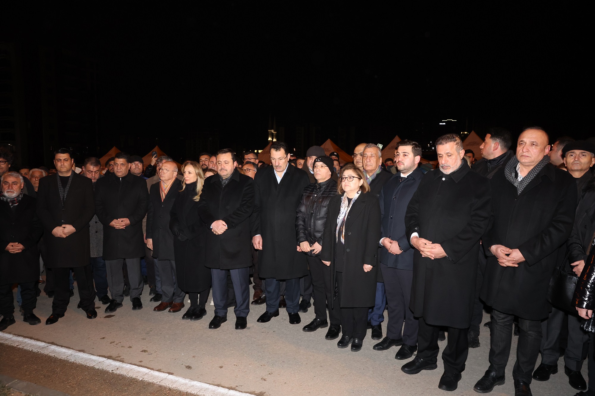 Gazi̇antep, Asrin Felaketi̇nde Kaybetti̇kleri̇ni̇ Aniyor (3)