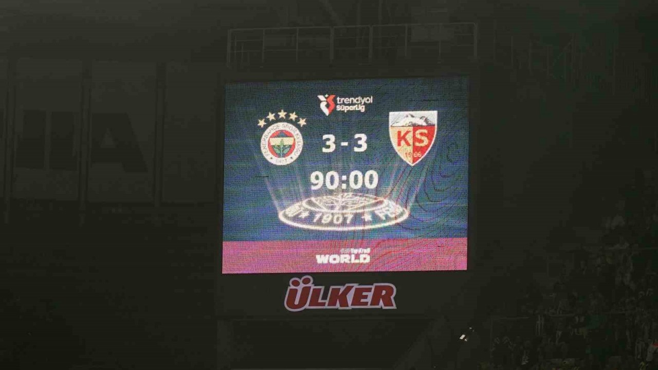 Fenerbahçe 2 Puan Bıraktı, Puan Farkı 5’E Indi