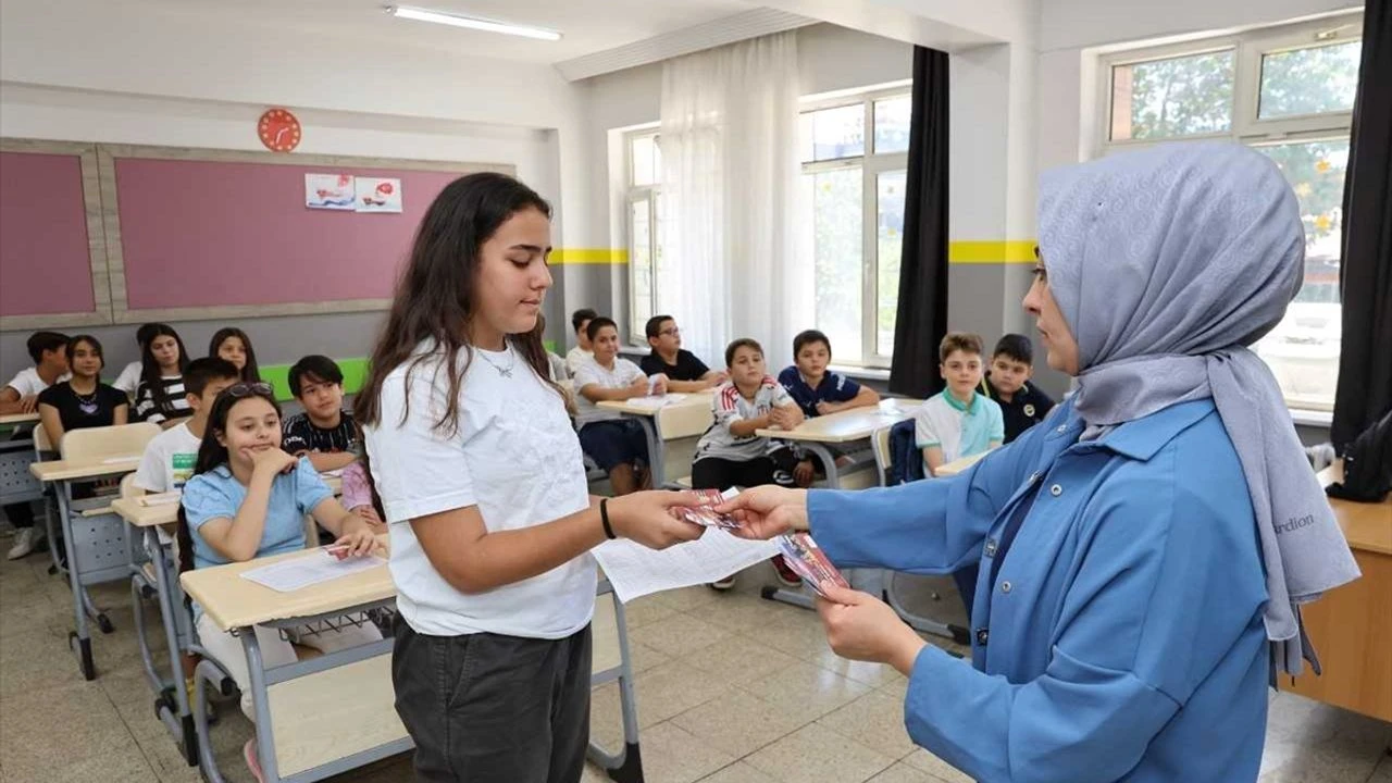 Gaziantepte 900 Bin Ogrenciye Temaparkin Biletleri Ucretsiz Verildi