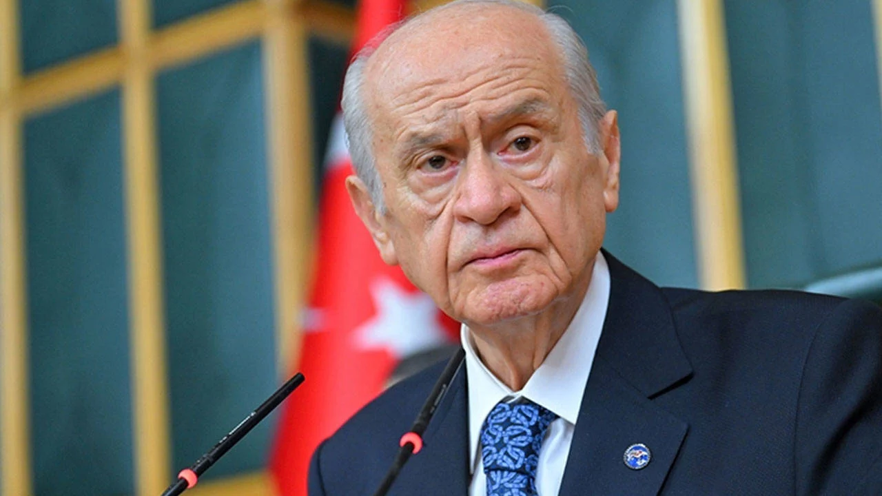 Sosyal Medya Paylasimina Bahceli Gozaltisi