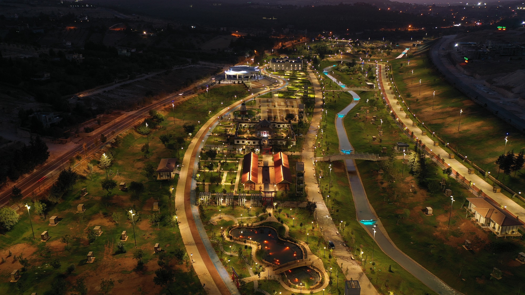 Gazi̇antep Büyükşehi̇r’den Yeni̇ Evli̇ Çi̇ftlere Unutulmaz Bi̇r Hedi̇ye (1)