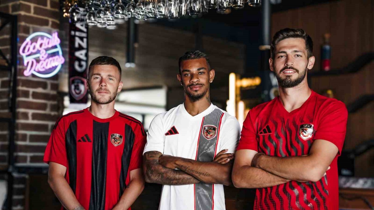 Gaziantep Fk, Yeni Sezon Formalarını Tanıttı