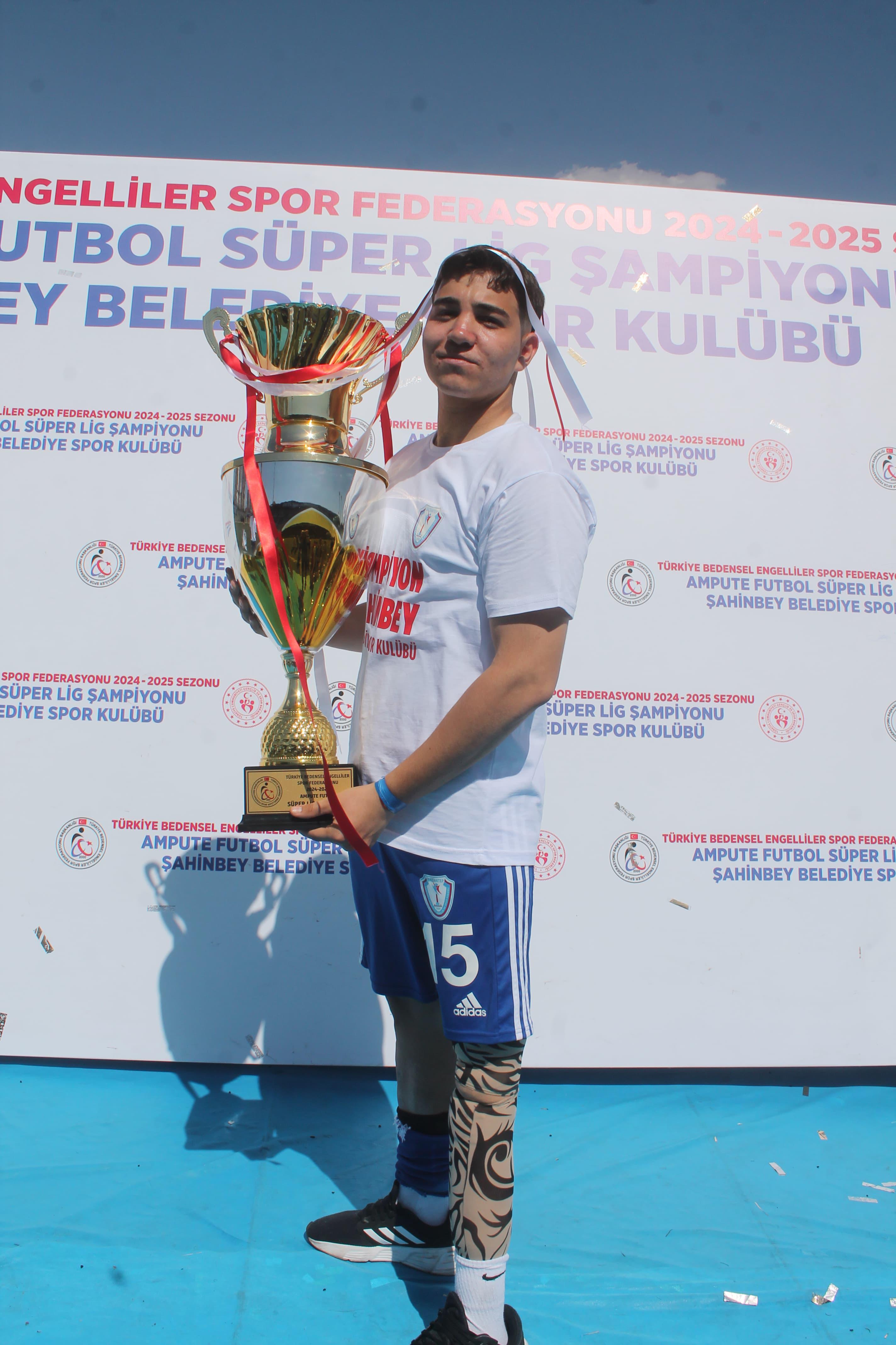 Genç Milli (1)