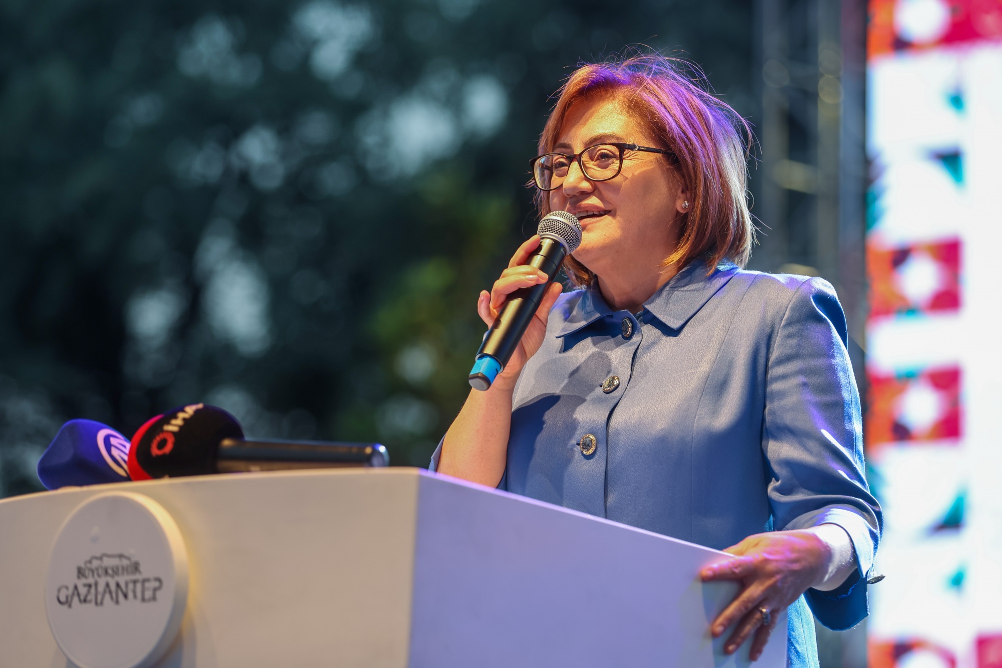 9. Hemşehri̇ Dernekleri̇ Festi̇vali̇ni̇n Resmi̇ Açilişi Yapildi (2)