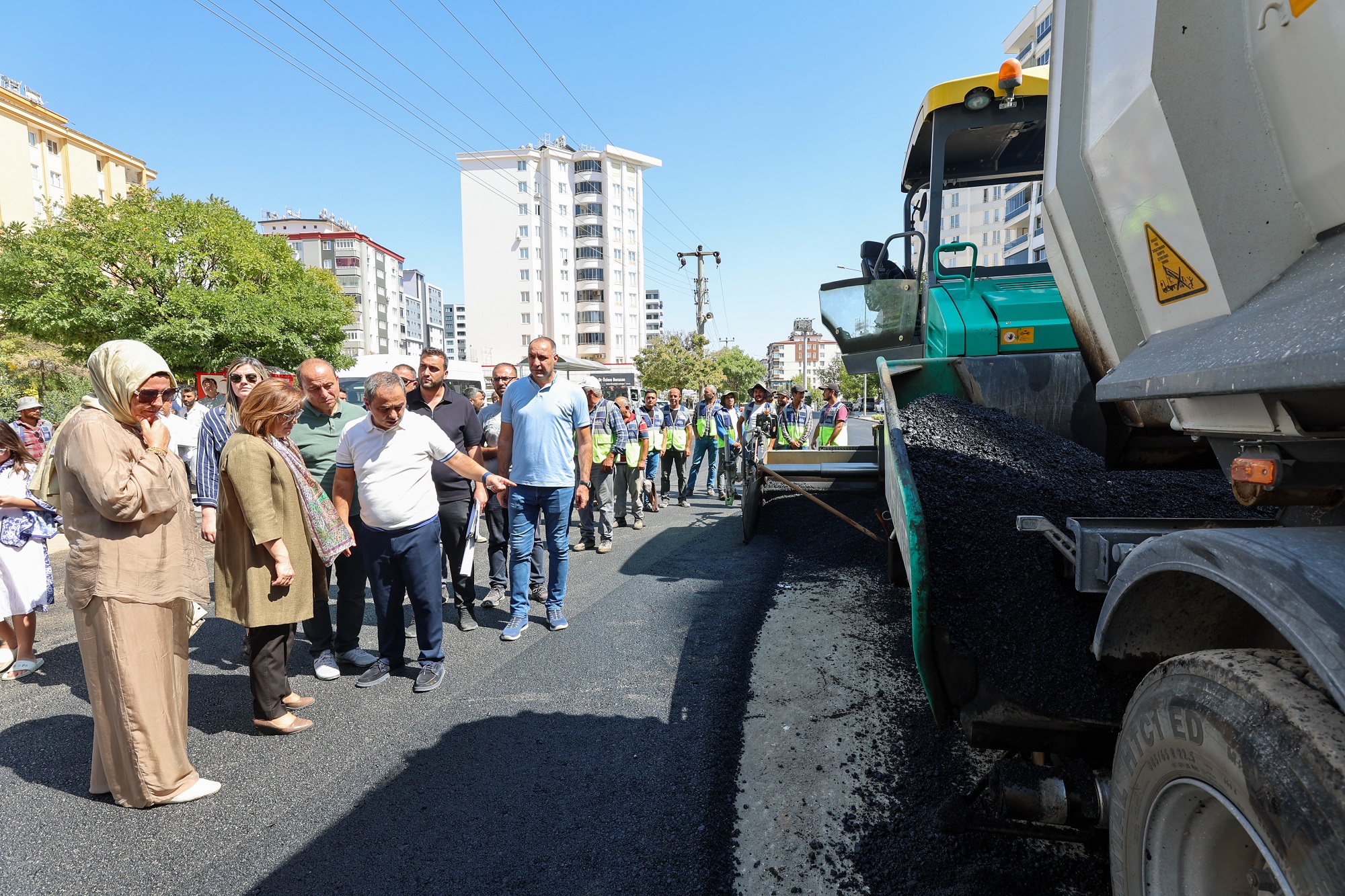 Gazi̇antep Büyükşehi̇r’den Kent Geneli̇nde Asfalt Seferberli̇ği̇! (2)