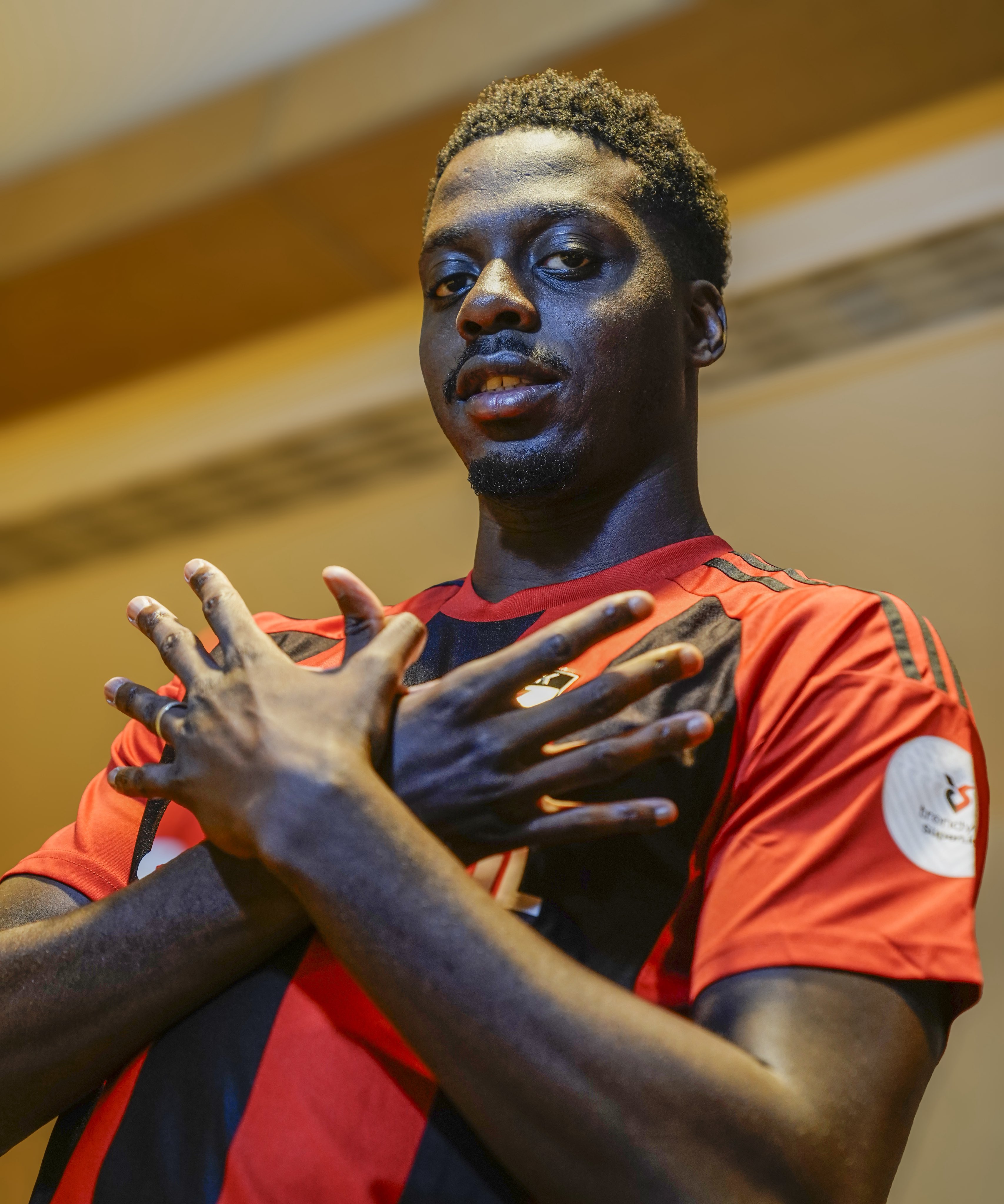 Gzrj Zw7 W8 A A7 Ck E