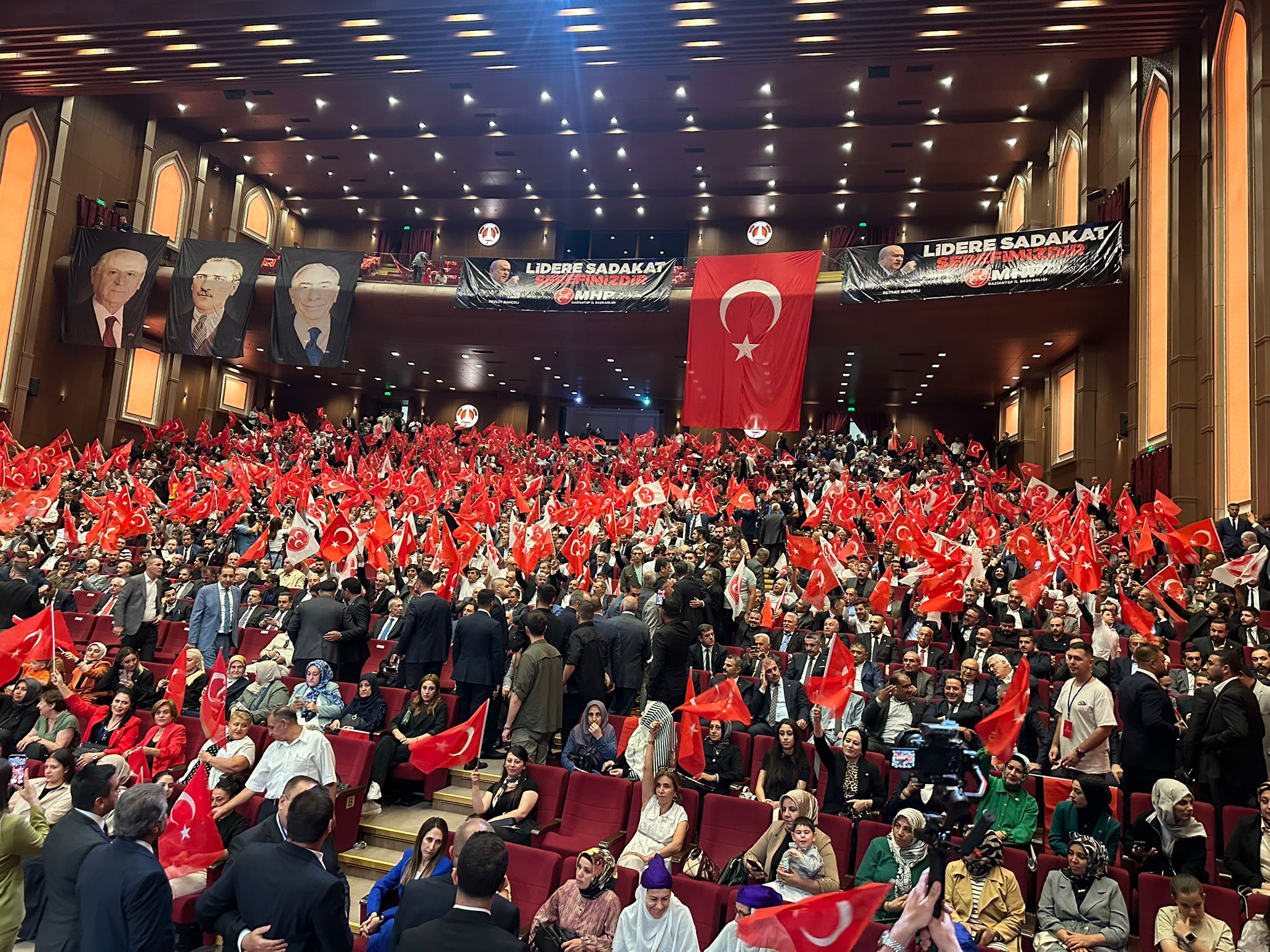 C9F75397 F52A 4056 Ae70 Adfe9D9Af7Ce