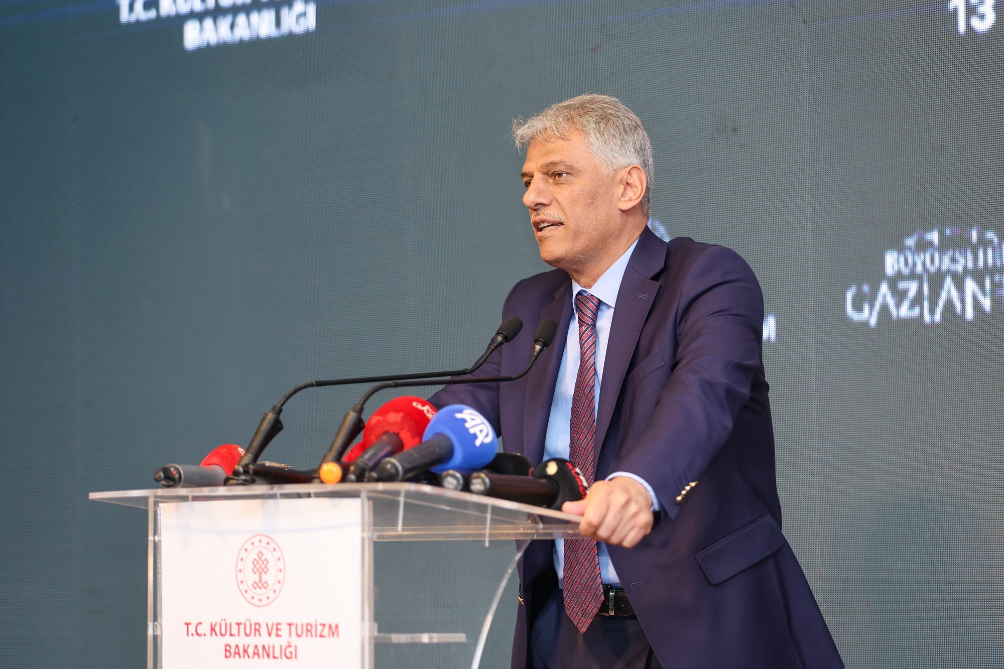 Gastronomi̇ Festi̇vali̇, Renkli̇ Açilişiyla Başladi! (6)