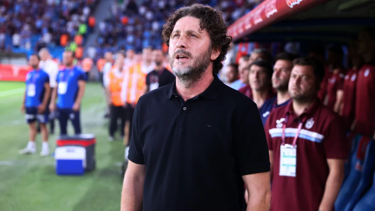 Fatih Tekkeden Hakem Elestirisi Son 3 Mactir Bir Koku Aliyorum Pydi