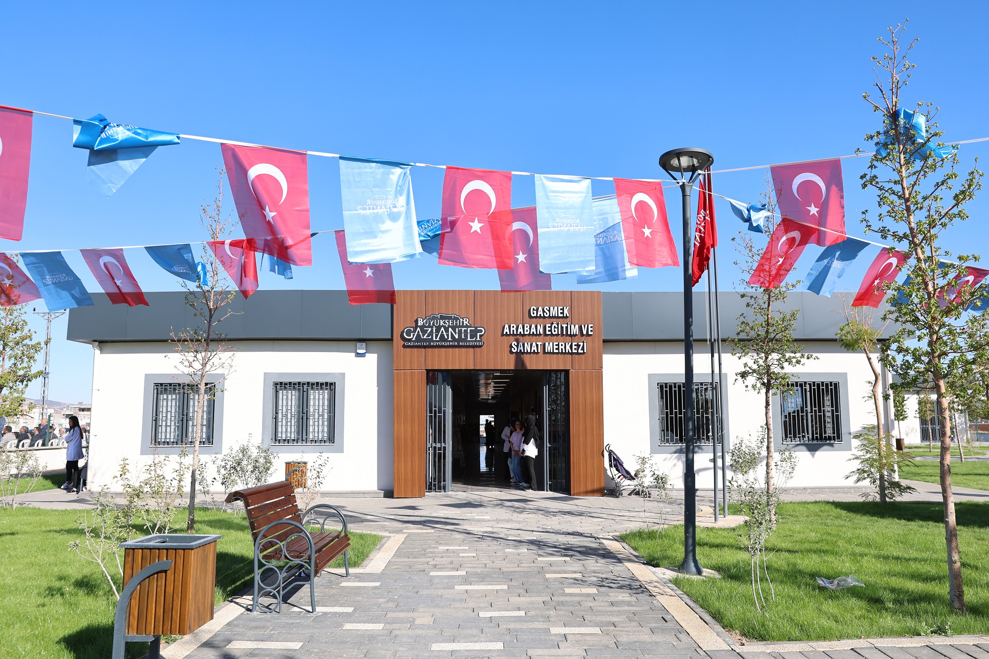 Gasmek Araban Eği̇ti̇m Ve Sanat Merkezi̇’ni̇n Yeni̇ Bi̇nasi Hi̇zmete Açildi (2)