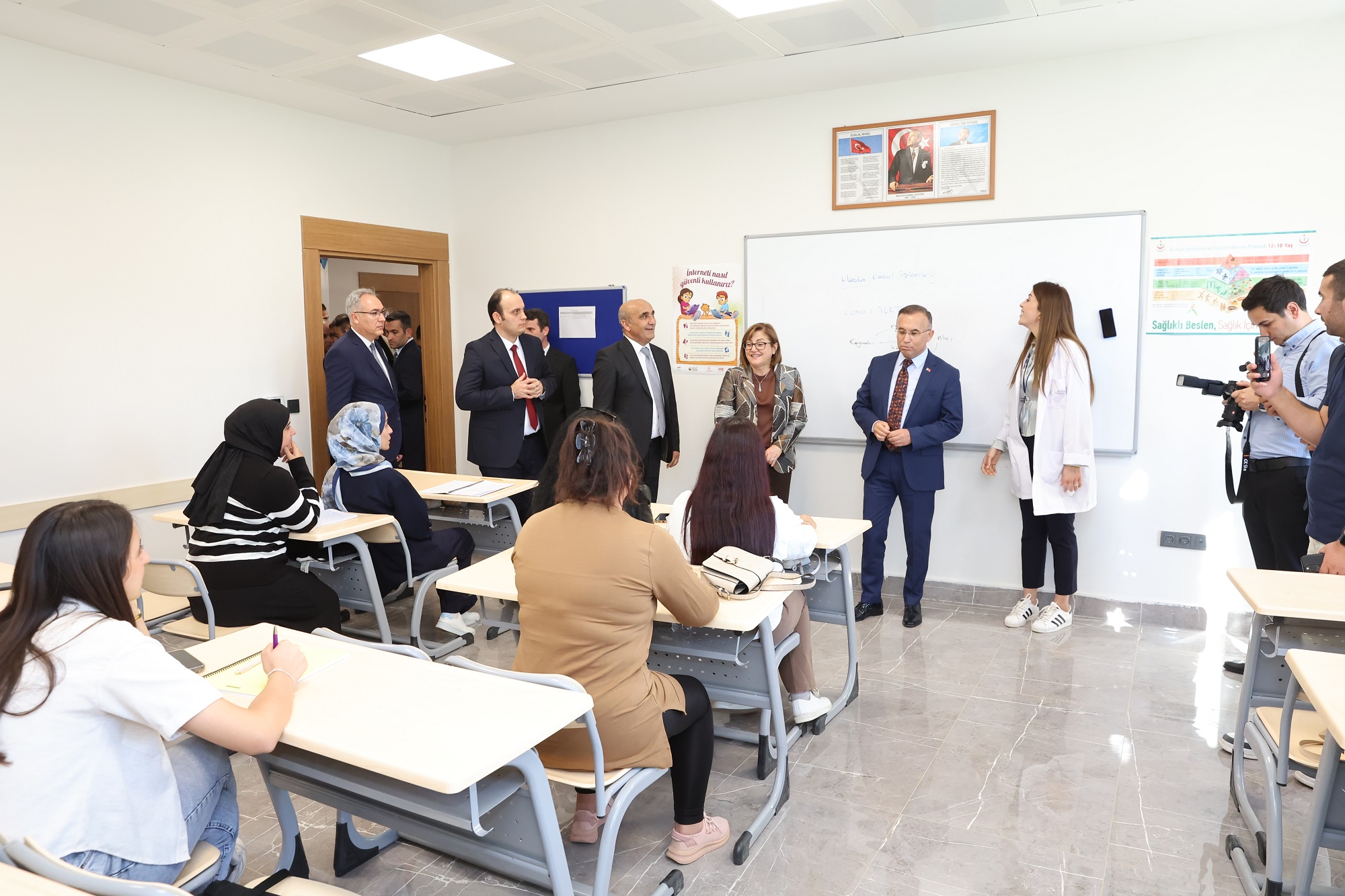 Gasmek Araban Eği̇ti̇m Ve Sanat Merkezi̇’ni̇n Yeni̇ Bi̇nasi Hi̇zmete Açildi (5)