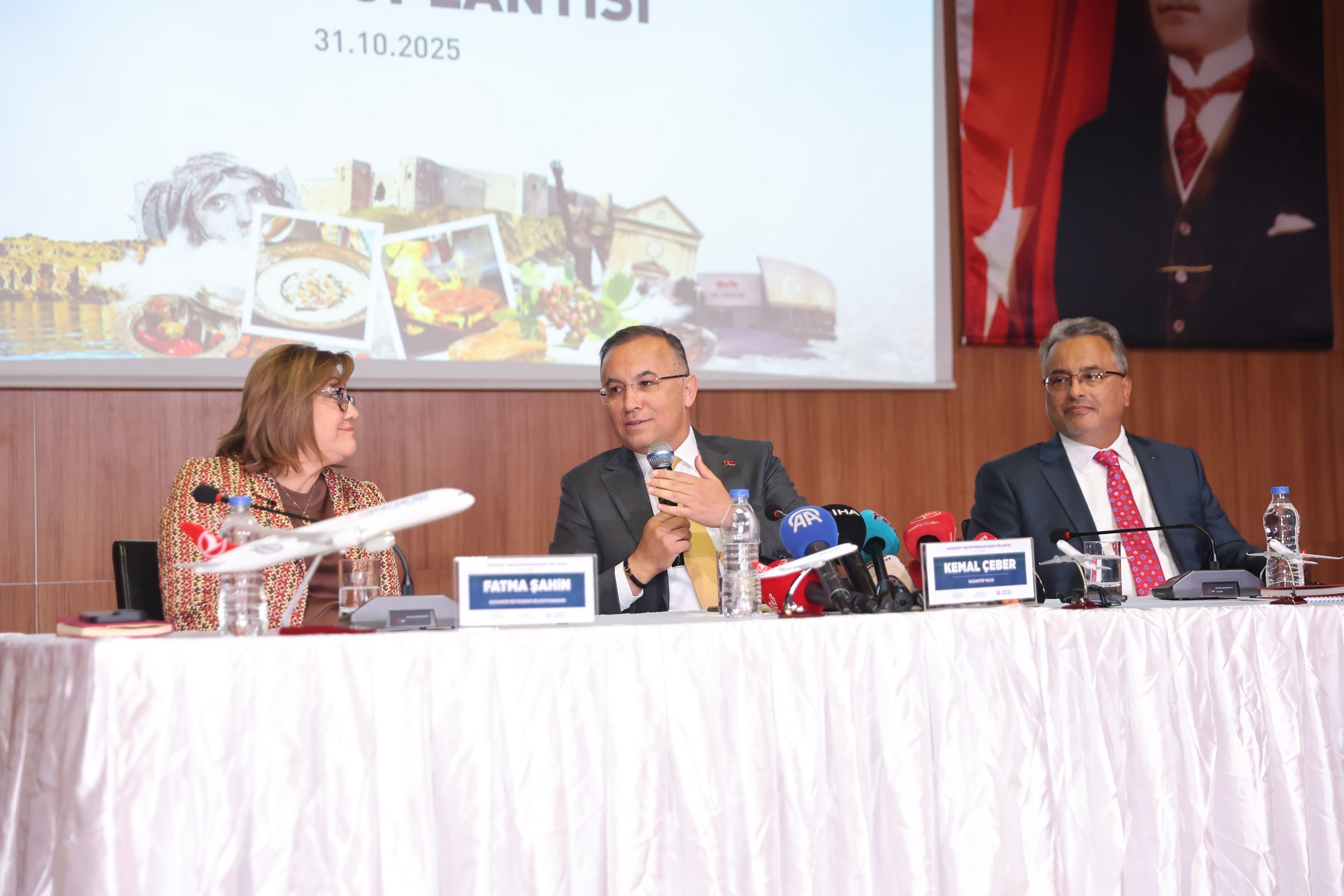 Gazi̇antep’i̇n Tanitimi İçi̇n Profesyonel İş Bi̇rli̇ği̇ (5)