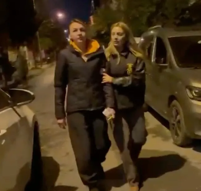 0X0 Son Dakika Kan Donduran Cinayet 19 Yil Sonra Aydinlatildi Matematik Ogretmeni Hikmet Akcayin Katili Ilkokul Og 1764248904354