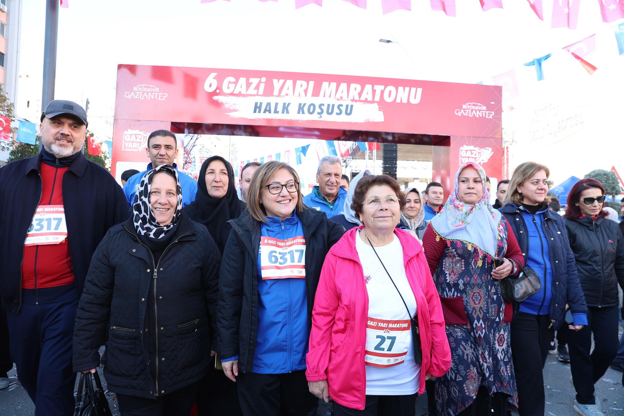 7’Nci̇ Gazi̇ Yari Maratonu Pazar Günü Başliyor (5)