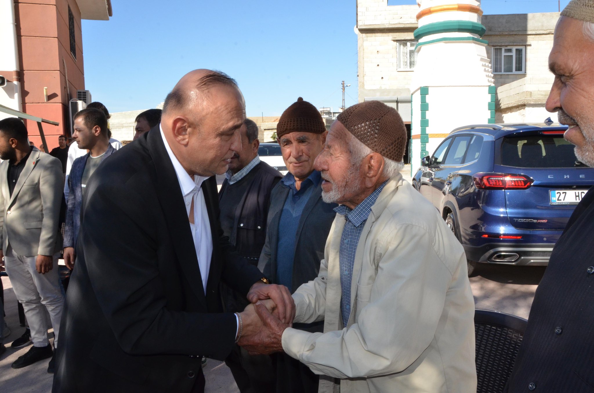 G4W X E E8 X M A A Hn A V