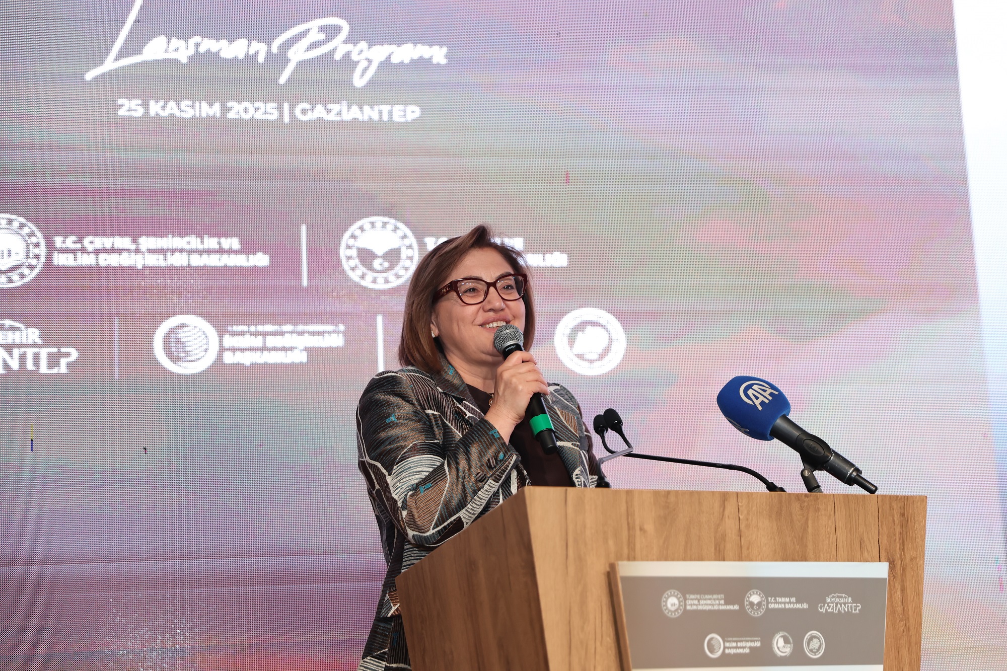 Gazi̇antep Büyükşehi̇r Ev Sahi̇pli̇ği̇nde Türki̇ye Çölleşme Modeli̇ Hassasi̇yet Ve Tehli̇ke Hari̇talari Lansmani Yapildi (4)